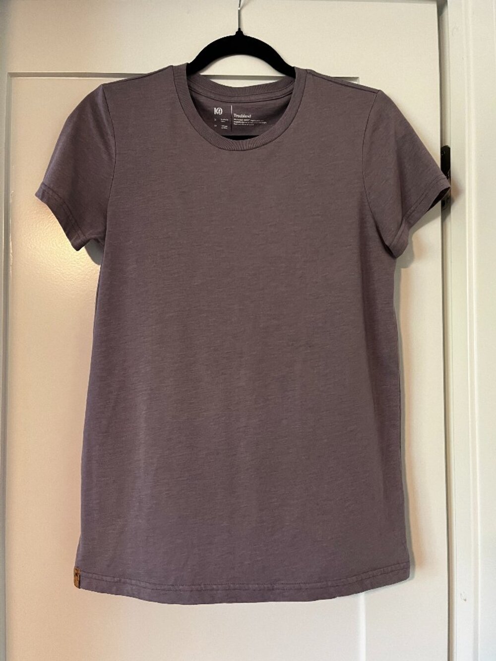 Tentree • TreeBlend Classic T-Shirt in Purple Ash Heather